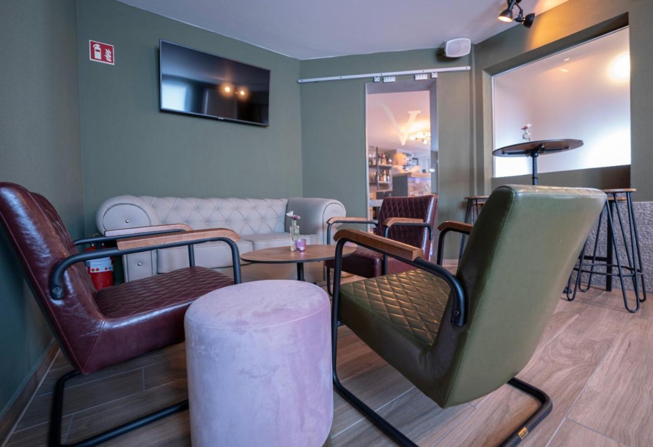 Village Bistro & Bar Fremdenzimmer Dettingen an der Erms Εξωτερικό φωτογραφία