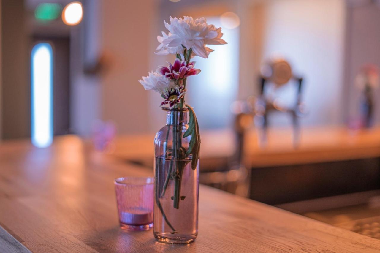 Village Bistro & Bar Fremdenzimmer Dettingen an der Erms Εξωτερικό φωτογραφία