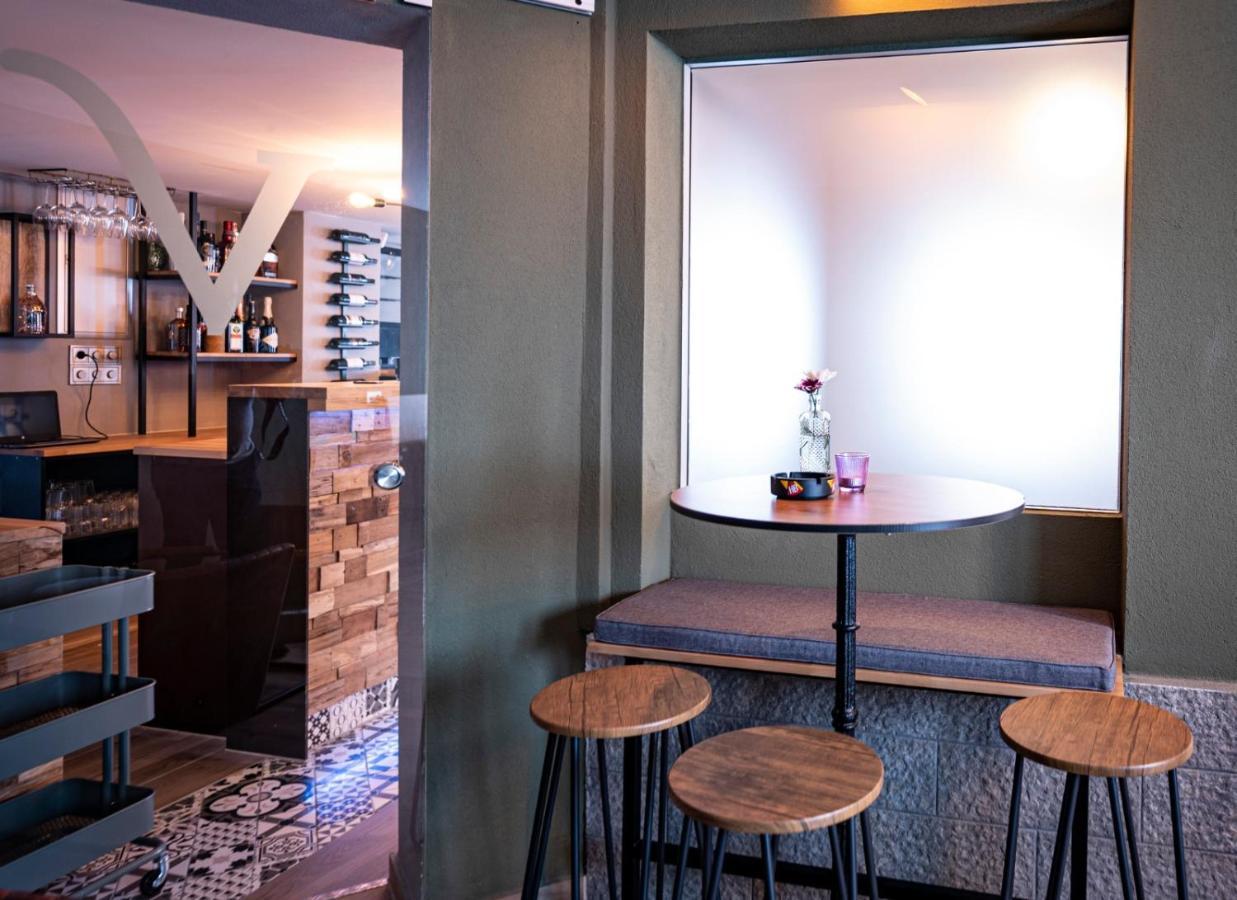 Village Bistro & Bar Fremdenzimmer Dettingen an der Erms Εξωτερικό φωτογραφία