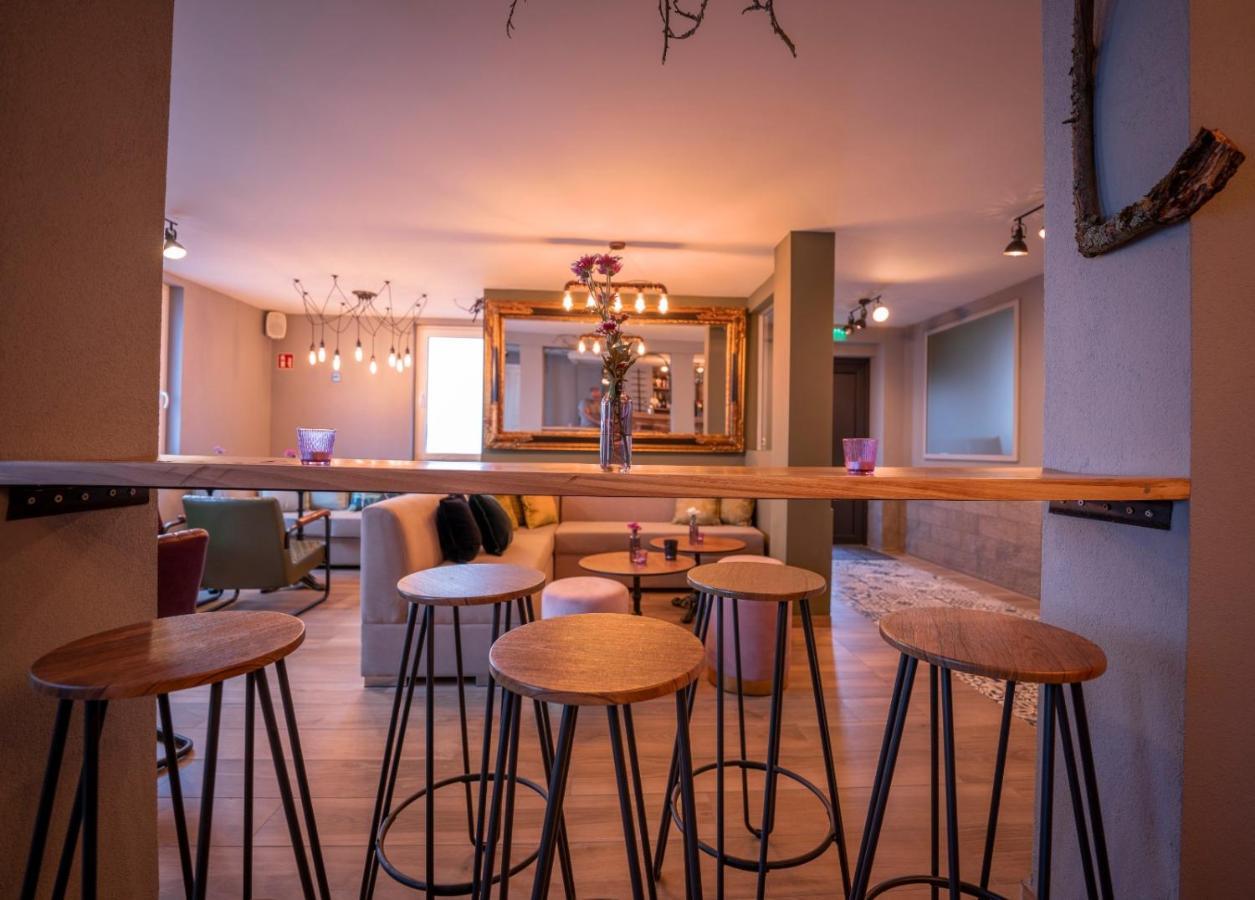 Village Bistro & Bar Fremdenzimmer Dettingen an der Erms Εξωτερικό φωτογραφία