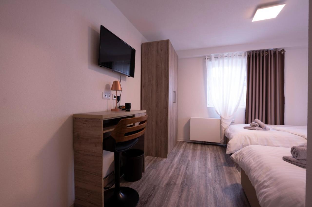 Village Bistro & Bar Fremdenzimmer Dettingen an der Erms Εξωτερικό φωτογραφία