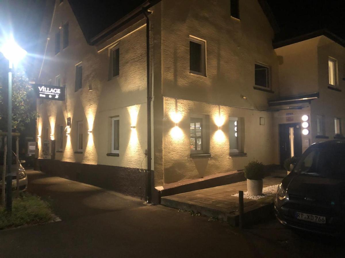 Village Bistro & Bar Fremdenzimmer Dettingen an der Erms Εξωτερικό φωτογραφία